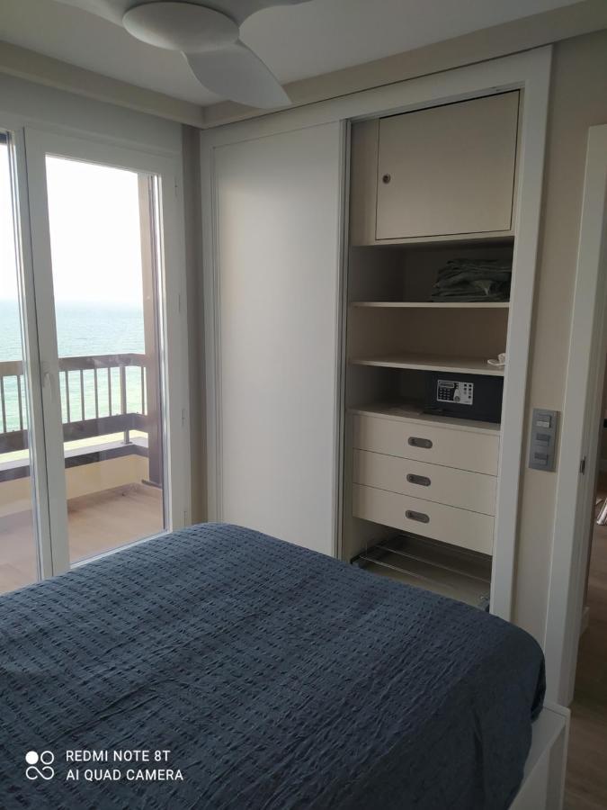 Espectaculares Vistas Al Mar Playa Malagueta Apartment Malaga Luaran gambar